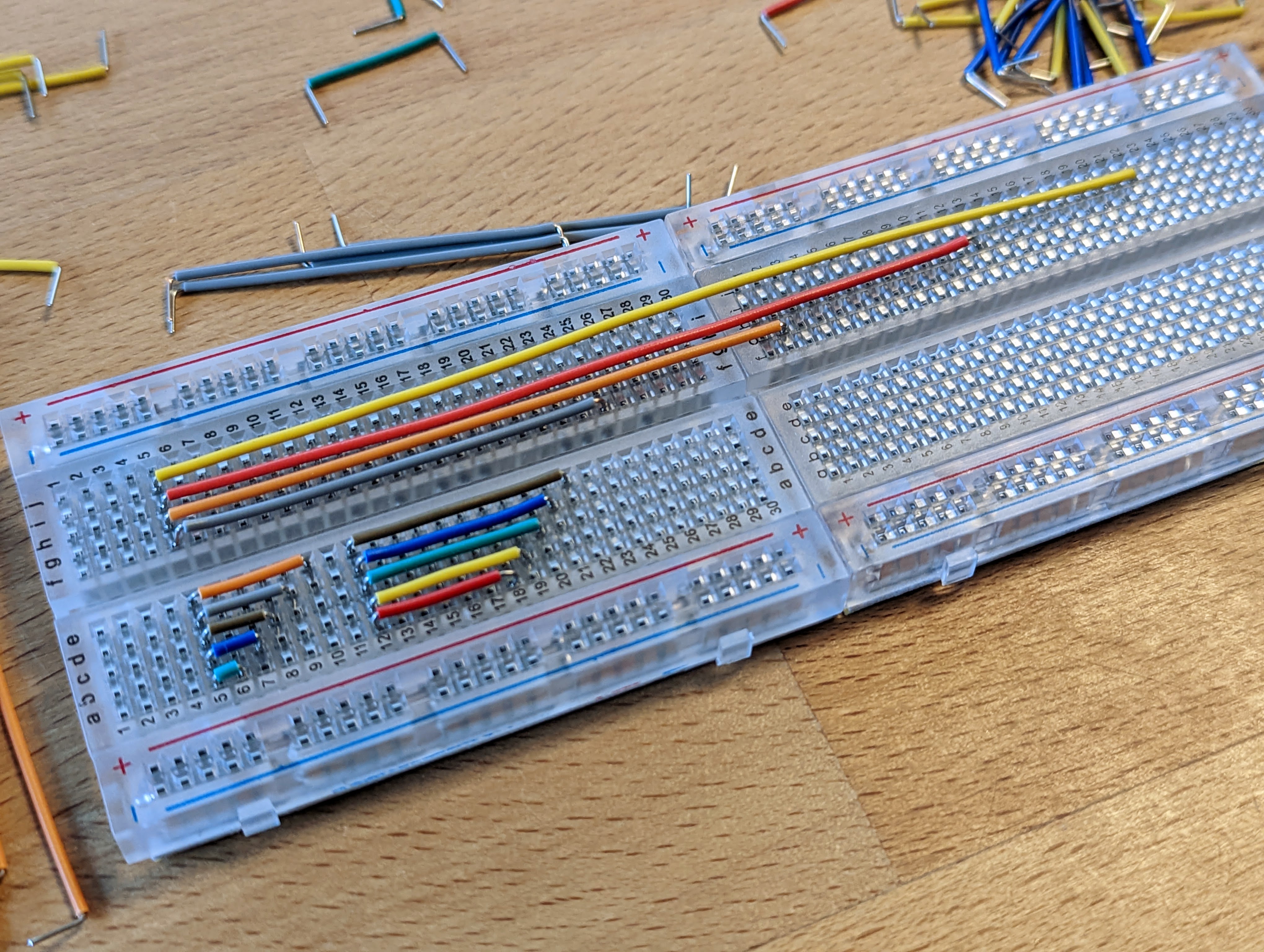 Jumper set for breadboards - 140 wires with 14 lengths