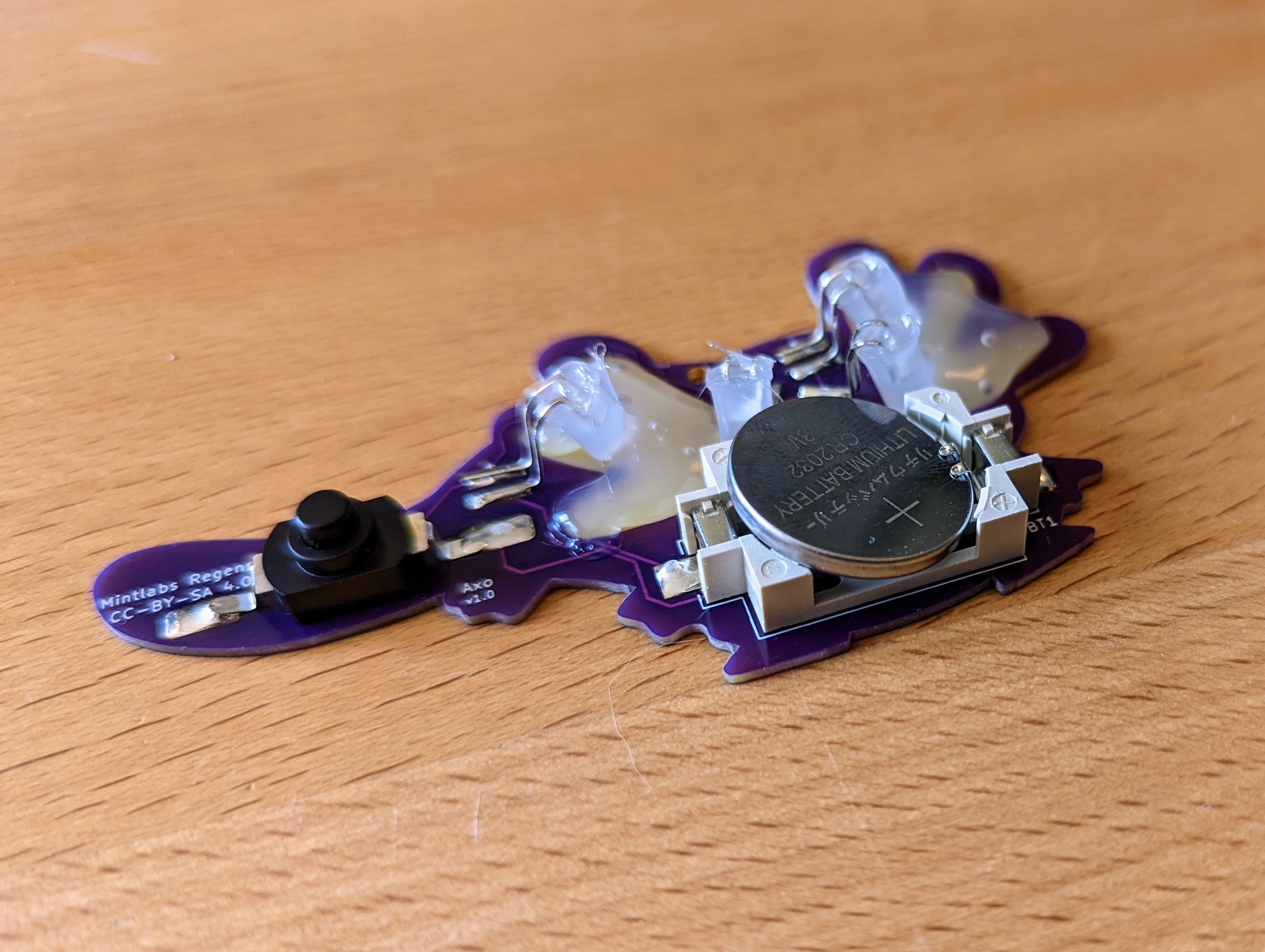 Axolotl Platine – vollständig verlötet, schräge Rückansicht