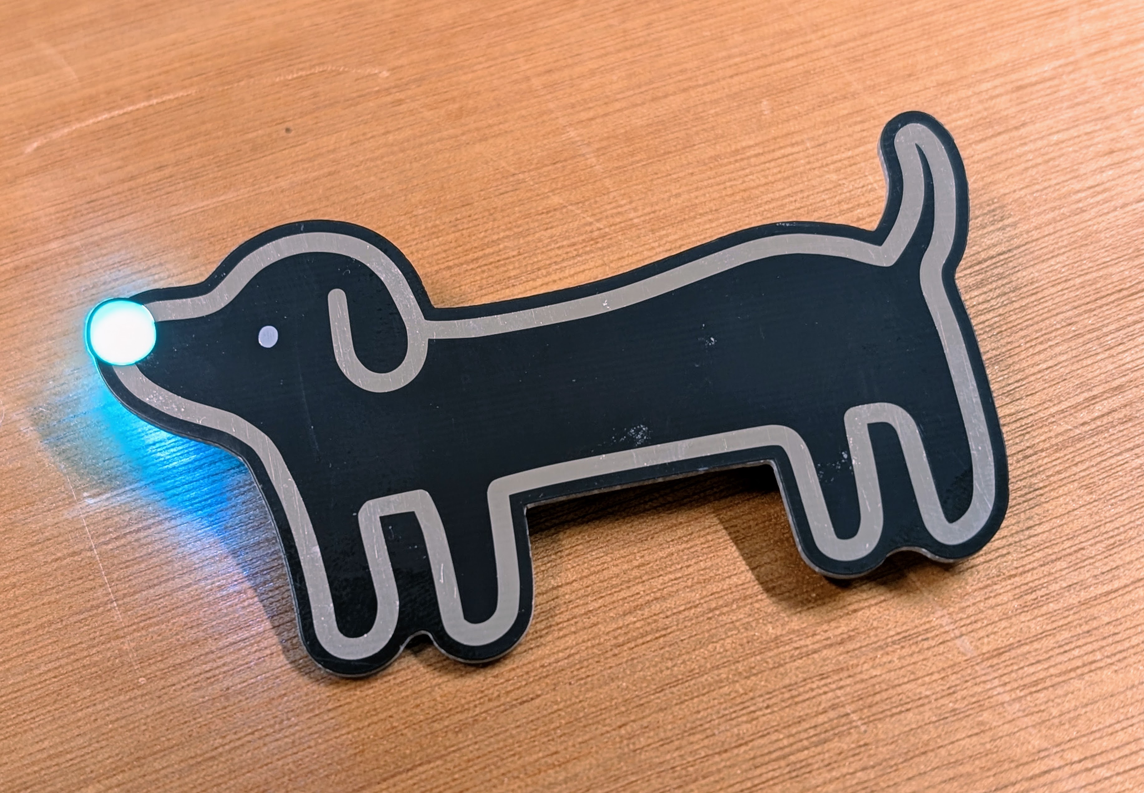 Nosedog Lötbausatz für Kinder - Leuchtende blaue Nase