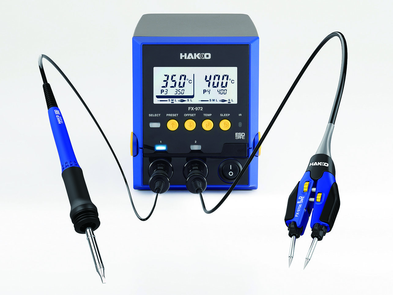 Hakko FX-972 soldering station with two soldering irons FX-9701 and FX-9706 tweezers in simultaneous operation