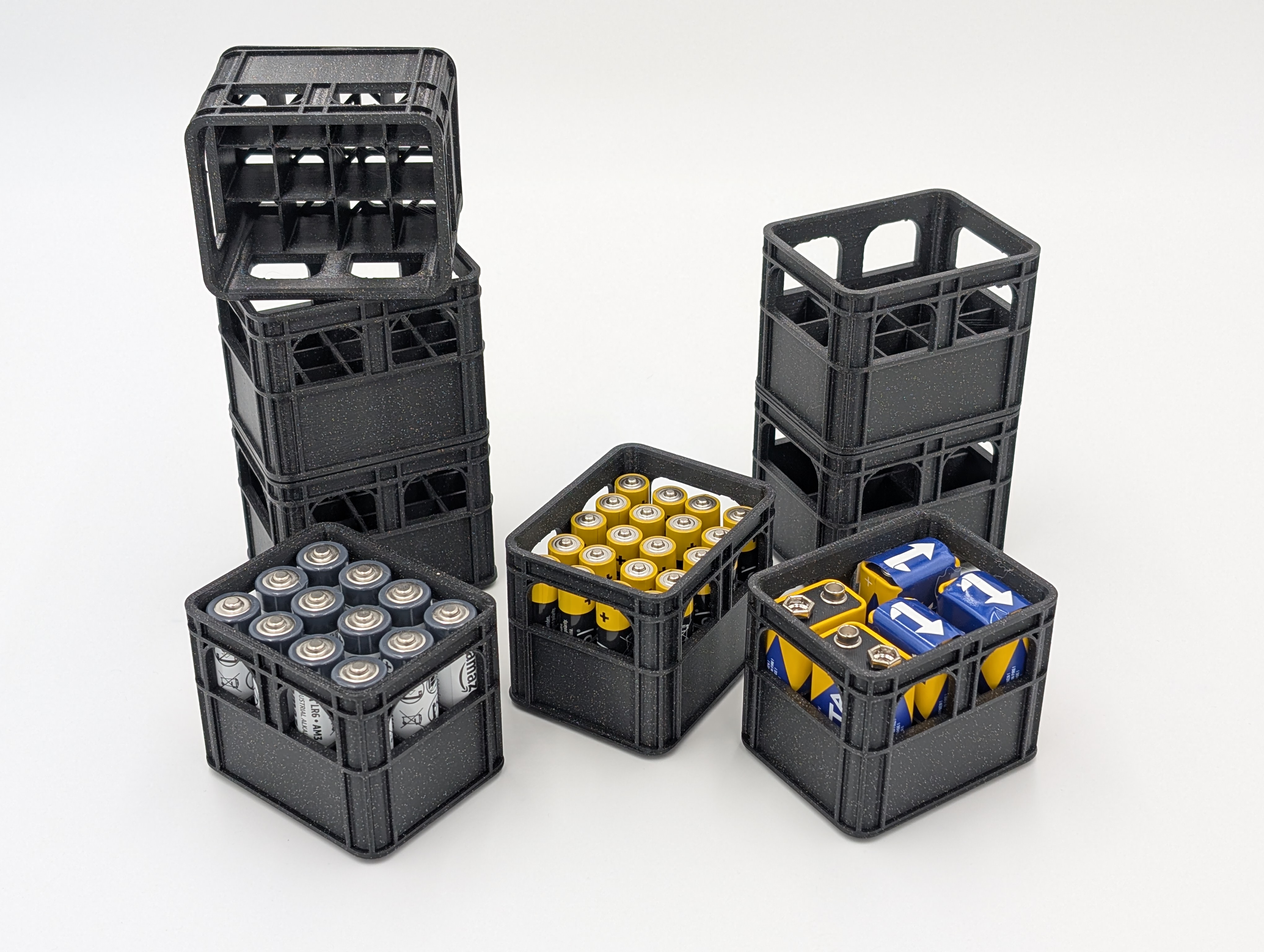 Bierkisten-Batteriehalter -  Stapelbare Mini-Bierkiste für Batterien (AA, AAA, 9V) Bierkisten-Batteriehalter -  Stapelbare Mini-Bierkiste für Batterien (AA, AAA, 9V)