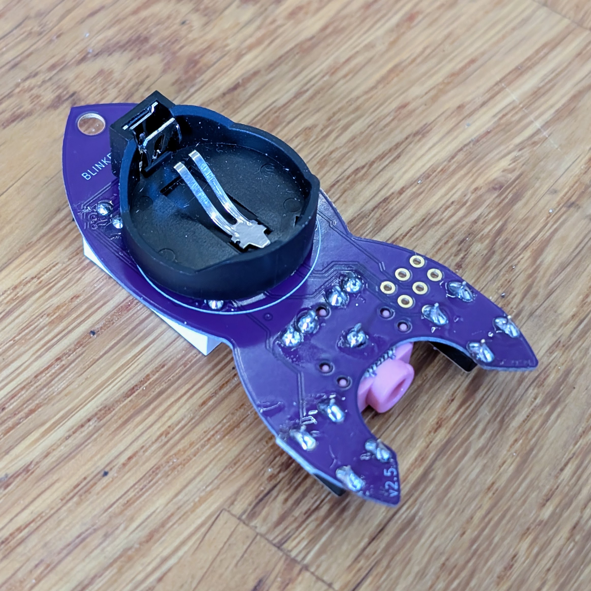 Blinkenrocket Mini DIY Lötbausatz: Detailansicht von der Unterseite