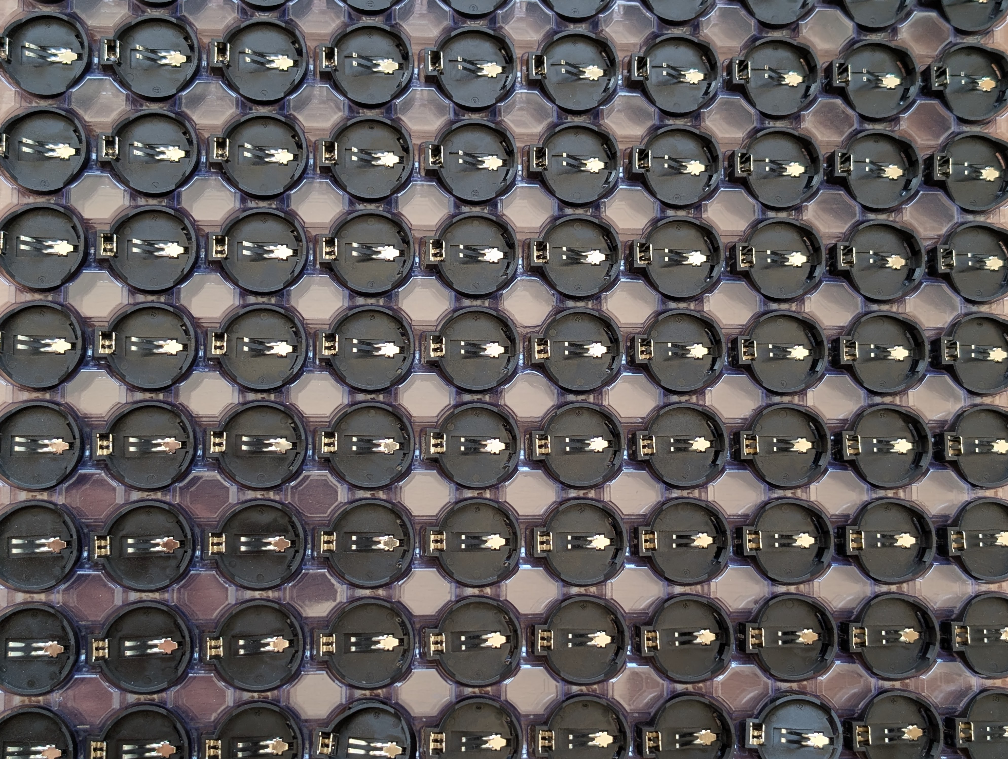 CR2032 Batteriehalter THT-Ausführung 100 Stück CR2032 Batteriehalter THT-Ausführung 100 Stück sortiert